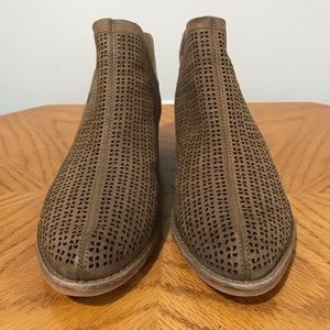 Vince Camuto Celena Taupe Boots